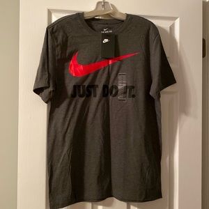 Nike T-shirt size M